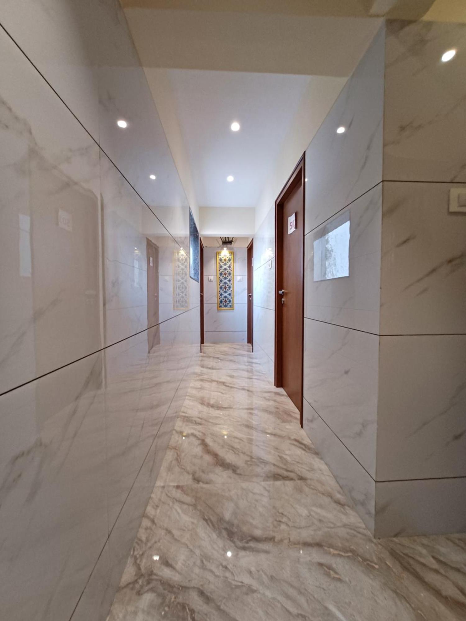 Hotel Ratna Mahal Мумбаї Екстер'єр фото