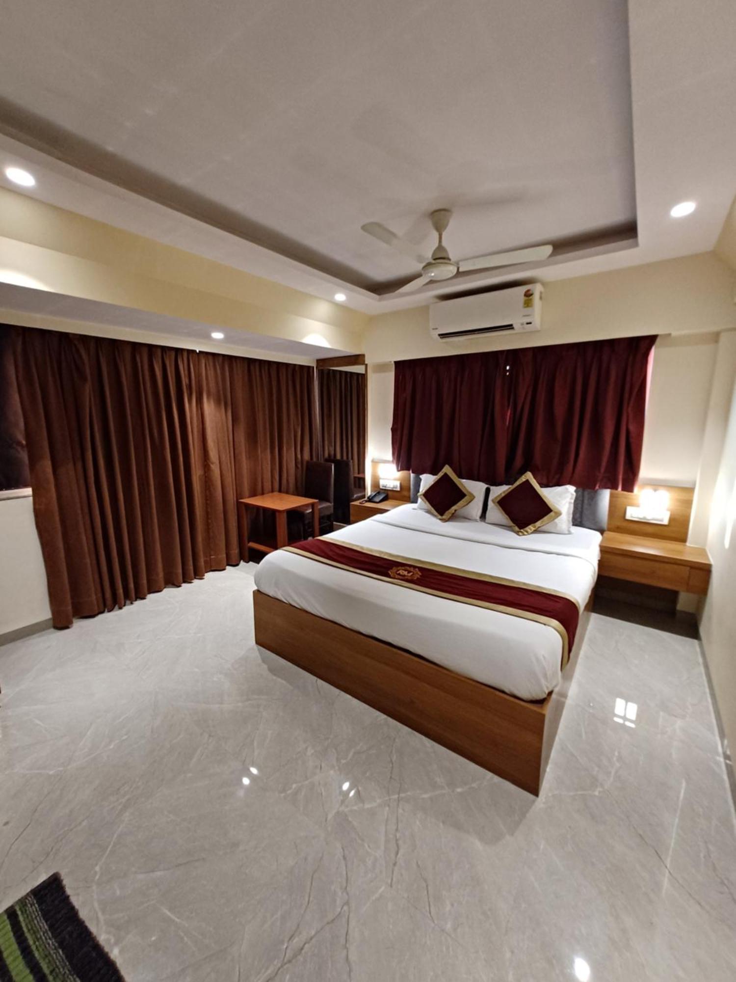 Hotel Ratna Mahal Мумбаї Екстер'єр фото