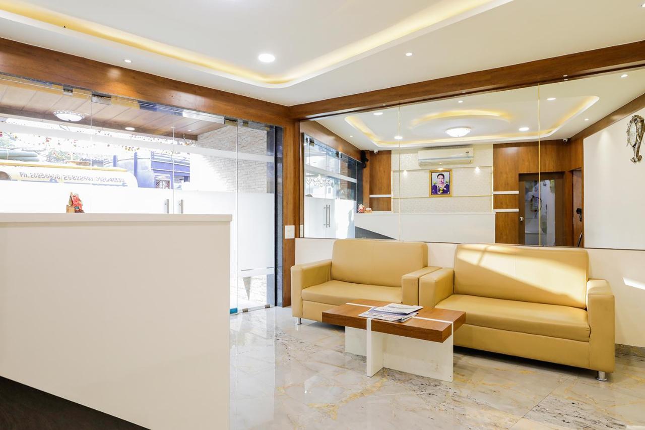 Hotel Ratna Mahal Мумбаї Екстер'єр фото