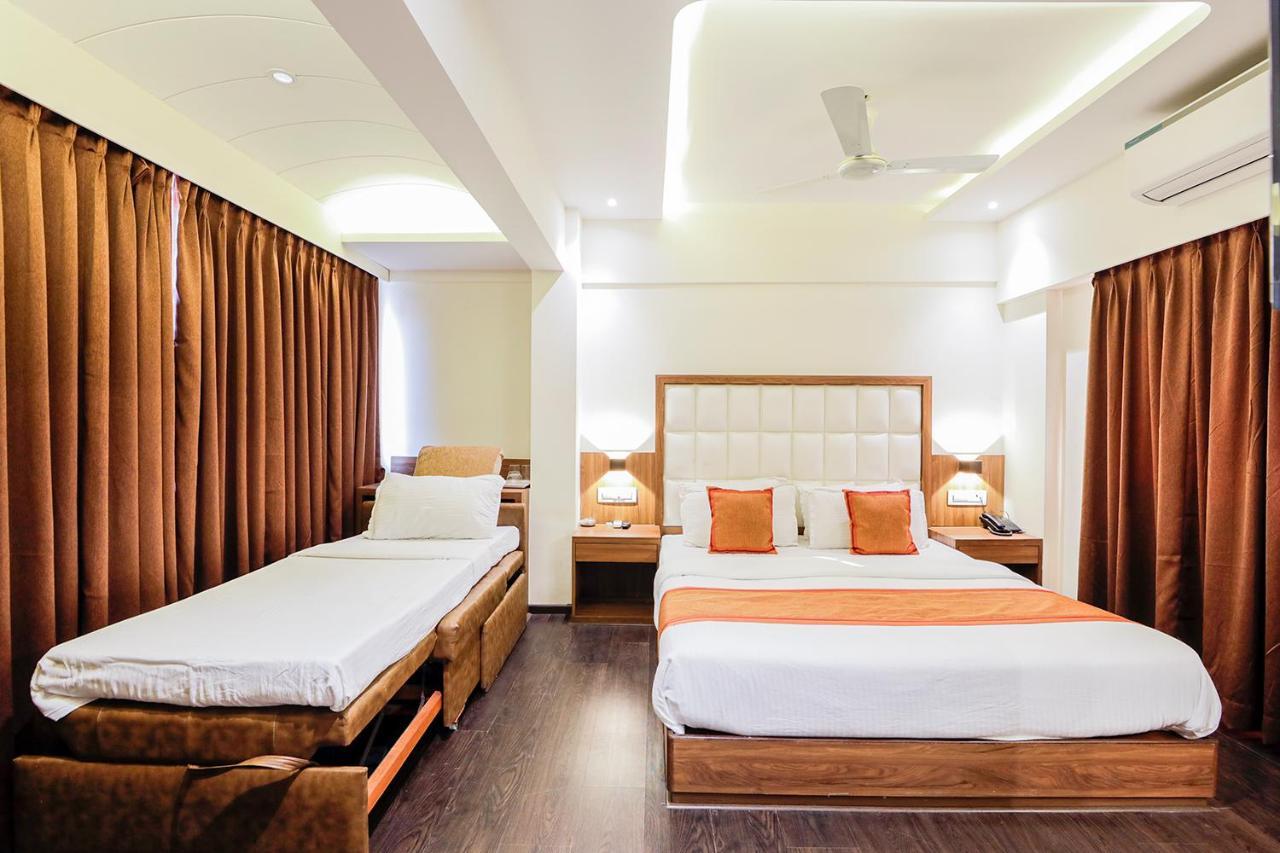 Hotel Ratna Mahal Мумбаї Екстер'єр фото